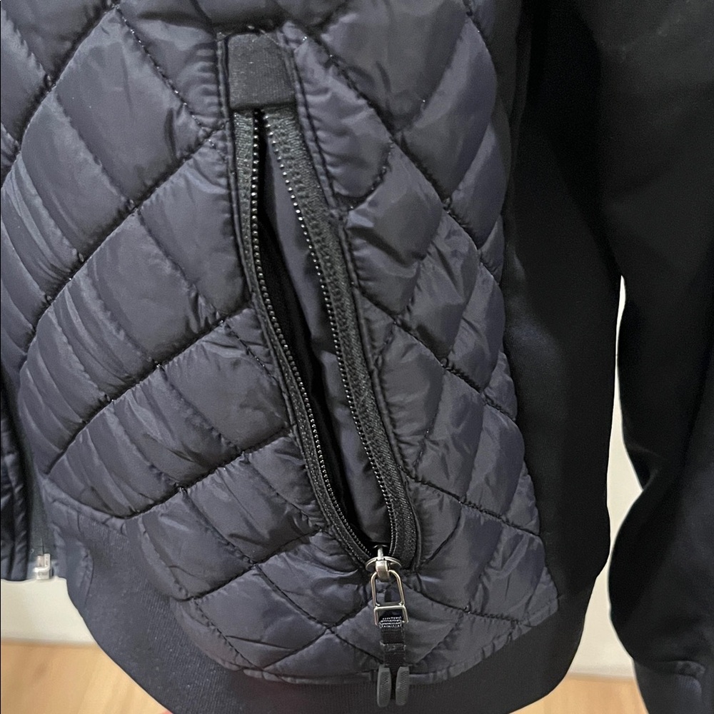 Atlanta Hawks Performance Jacket - Picture 3 of 5